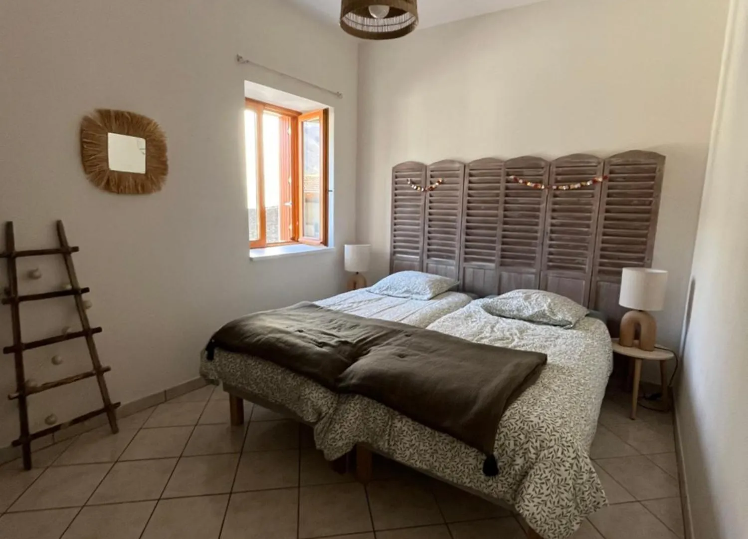 Maison Zen Et Jacuzzi Proche Des Passerelles Himalayennes De Monteynard Vif Casa de Férias