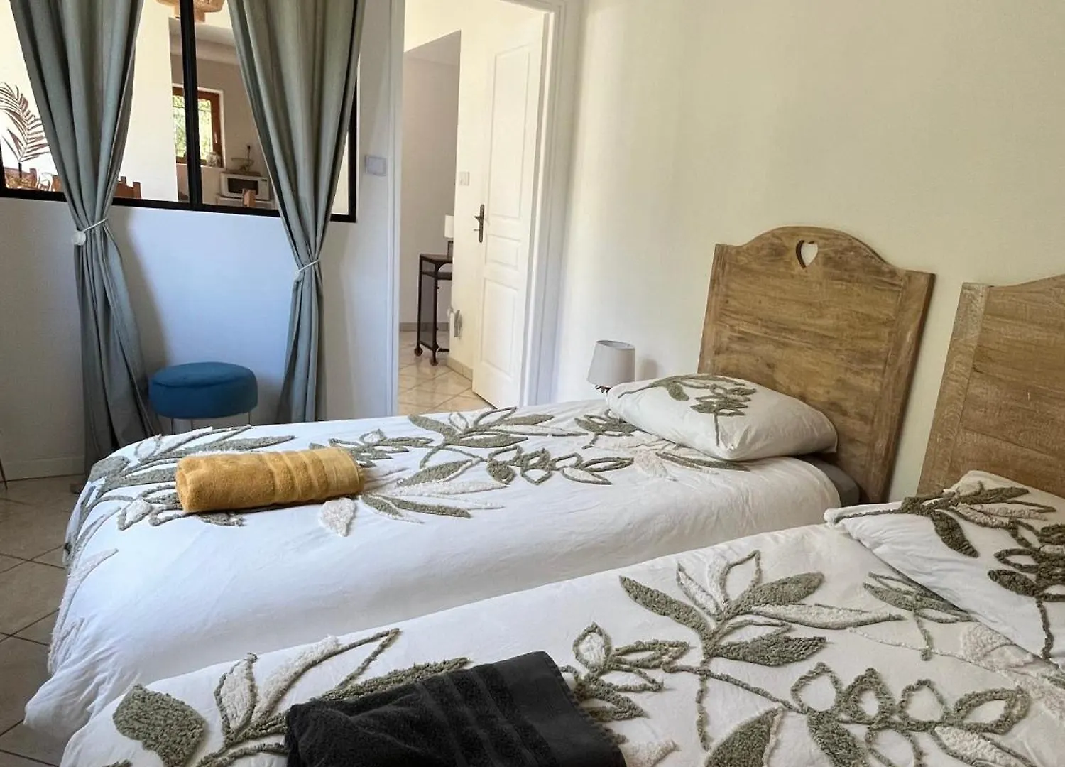 Maison Zen Et Jacuzzi Proche Des Passerelles Himalayennes De Monteynard Vif 0*,